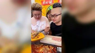 娱乐吃瓜酱 女生,揭秘女生圈的热门话题与潮流动态